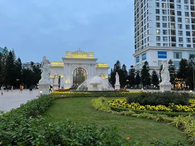 Vinhomes Royal City Luxury Apartment 3Br – Photos 14