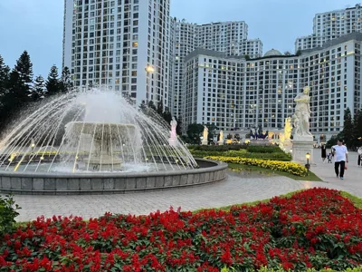 Vinhomes Royal City Luxury Apartment 3Br – Photos 16